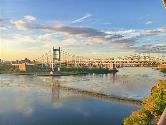 Rented by Peter Ashe | media 30