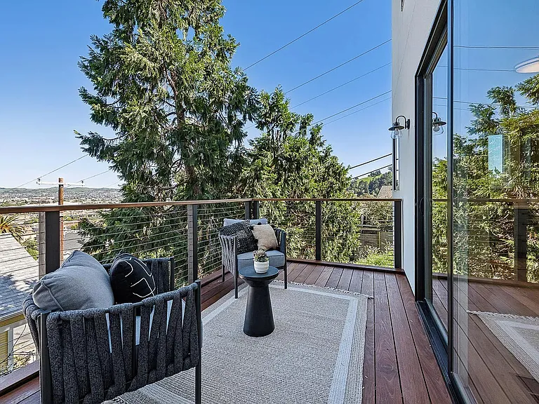 314 Golden Gate Ave — Photo 15