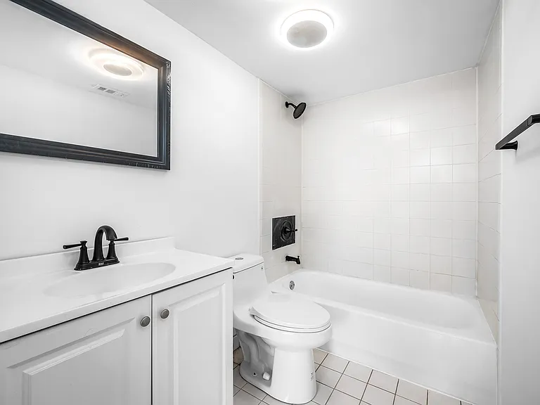 2nd bathroom
