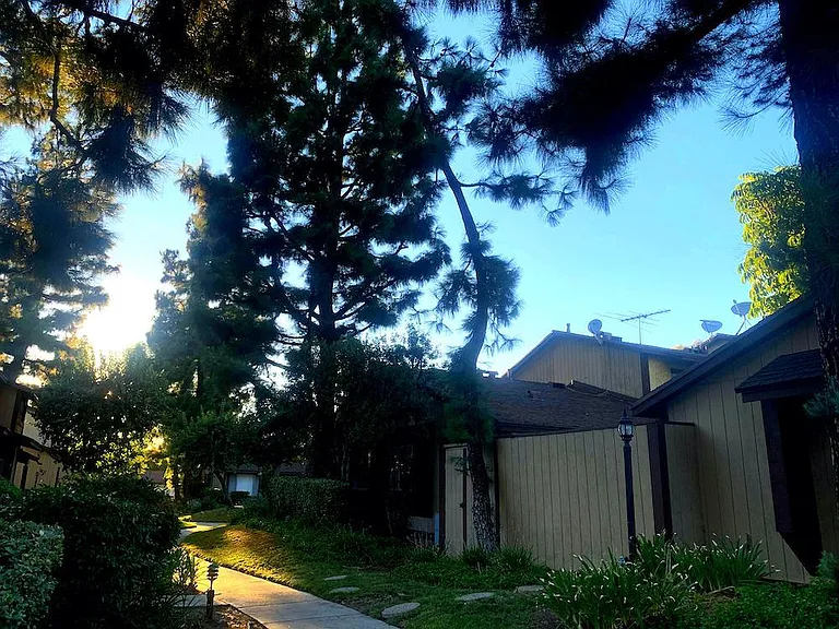 8707 Cedros Ave #7 — Photo 52