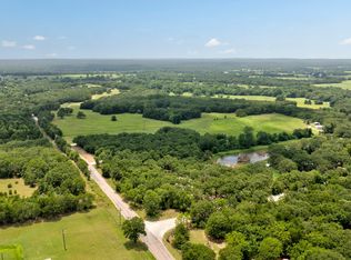 2214 Hawkins Rd, Whitesboro, TX 76273