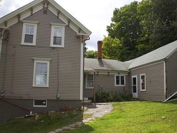 1st image of 63 Washington St #2