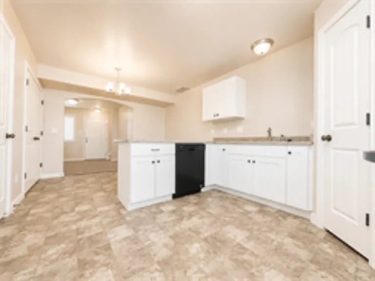 465 N 2650 W #C — Photo 3