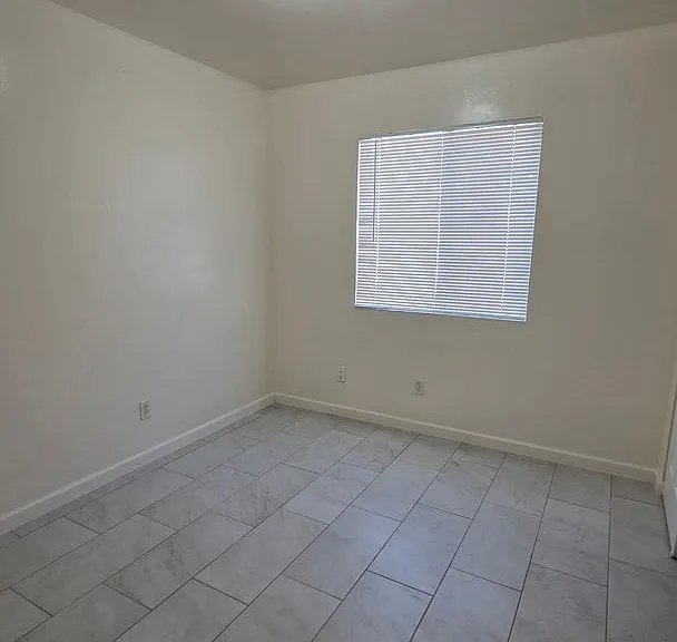4167 E Market St — Photo 13