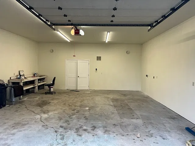 2 bed, 1440 sqft, $2,300 — Photo 2