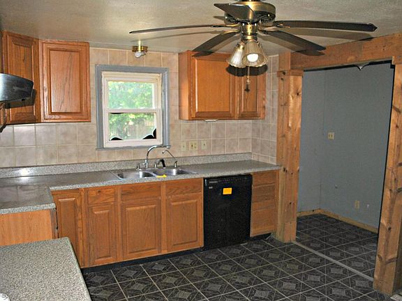 5th image of 2430 S 19th St