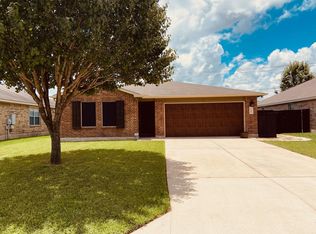 209 Lucky Clover Ln, Hutto, TX 78634