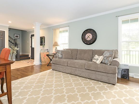 5th image of 3421 Wedgwood Dr