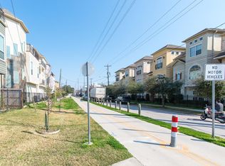 2008 Sabine St, Houston, TX 77007