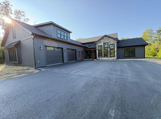 16 Village Loop Rd, Bucksport, ME 04416