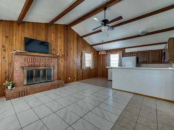 2nd image of 4627 Princeton Ave #B