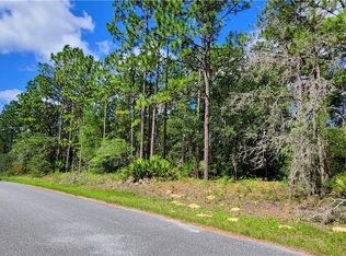 7676 N Paris Dr, Citrus Springs, FL 34434