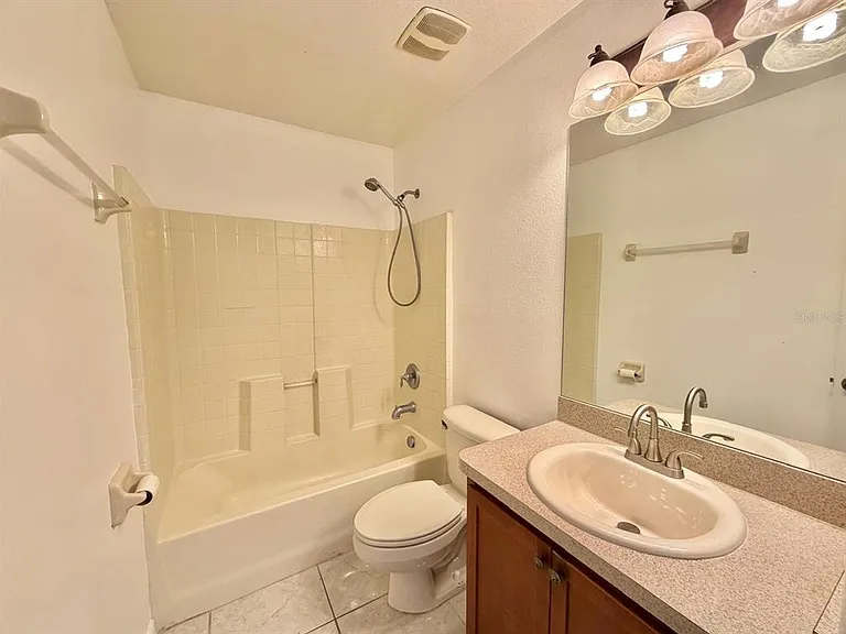 3264 Deltona Blvd — Photo 14