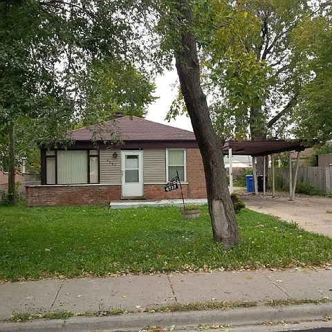4737 W 83rd St photo 1