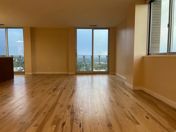 777 S South Temple APT 13B, Salt Lake City, UT 84102