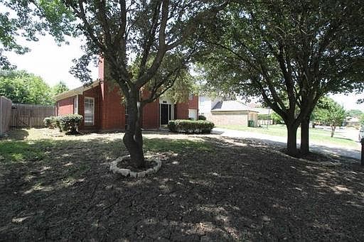 4th image of 1515 Stratford Dr