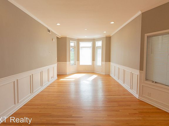 2nd image of 3322 N Troy St #2