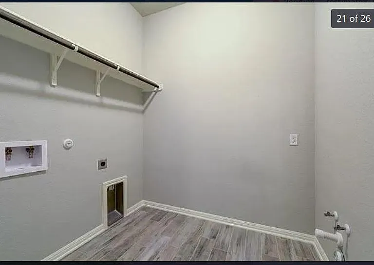 816 Centerra Hills Cir — Photo 20