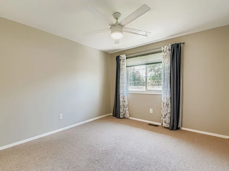 Second upstairs bedroom with large closet