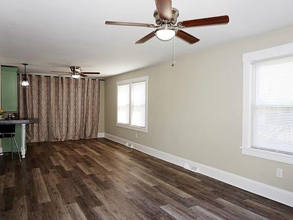 3rd image of 408 16th Ave