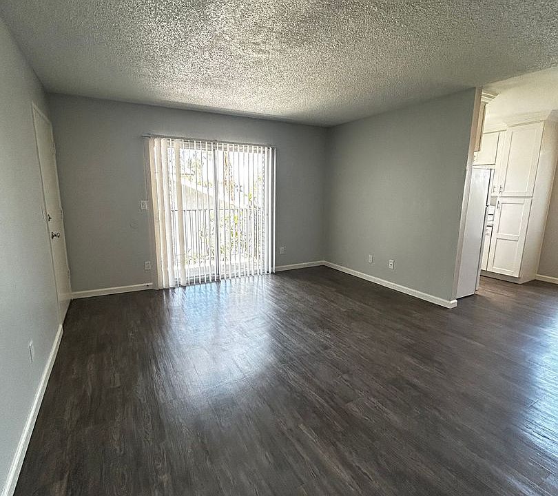 1st image of 4054 Highland Ave APT 4