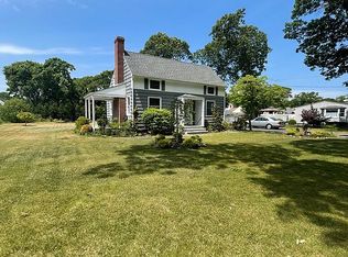 92 Hubbard Ave, Riverhead, NY 11901