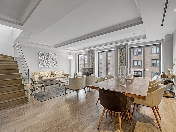 3rd image of 207 W 75th St #Penthouse 1