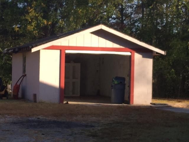 2nd image of 119 Crooked Bridge Rd