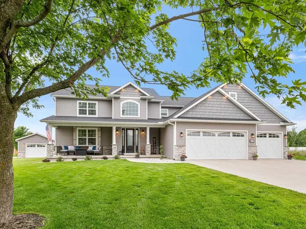650 WEST SILVERLEAF COURT, Plover, WI 54467