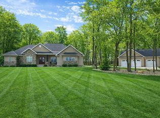513 Woodsend Dr, Salem, OH 44460