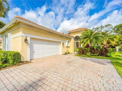 6651 SE Twin Oaks Cir, Stuart, FL, 34997
