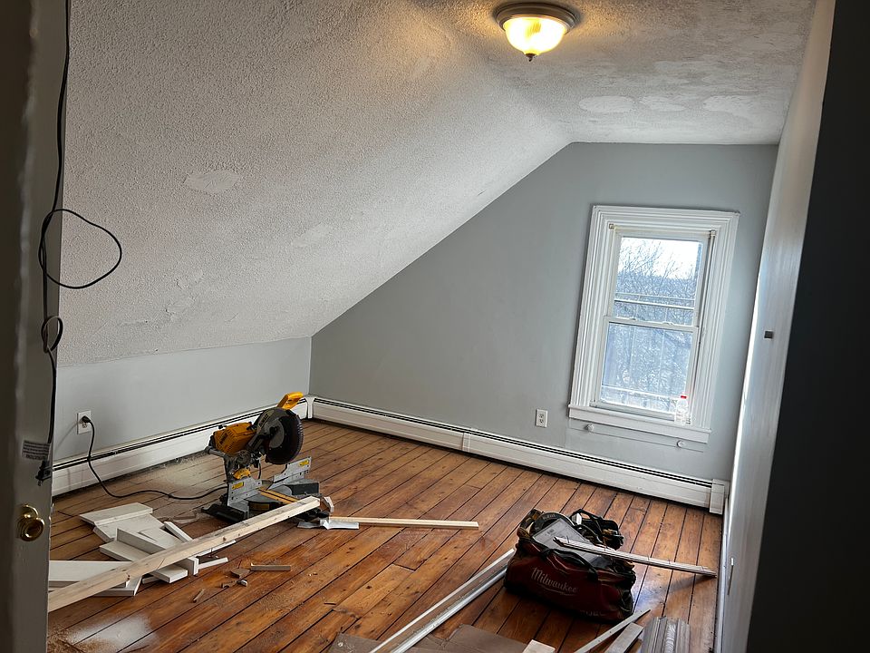 2nd image of 81 Summer St #3S