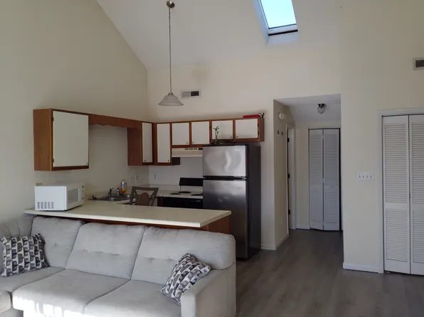 510 Fairwood Lakes Dr #19E, Myrtle Beach, SC 29588