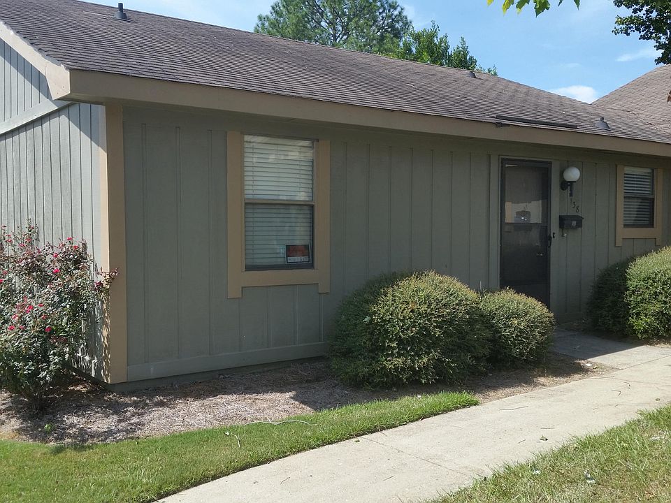 1st image of 138 Stonehedge Dr