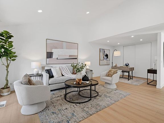 3rd image of 20288 Nw Sq
