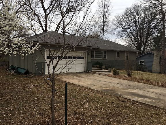 2nd image of 504 E 110th Ter