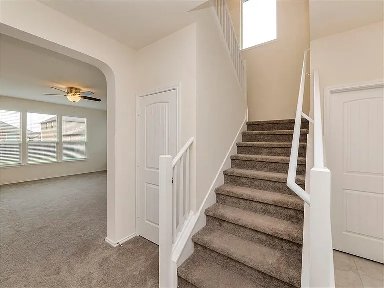 119 Everglades Ave — Photo 4