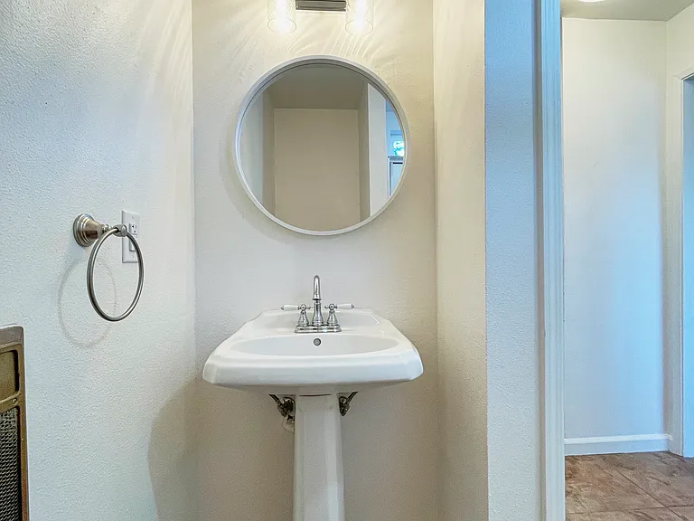 20809 Caylor Dr — Photo 30