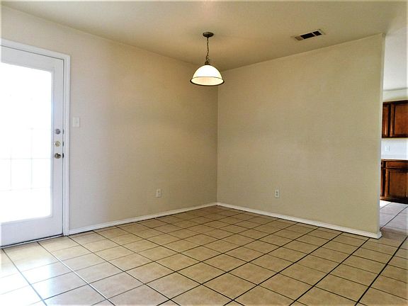 4th image of 1308 Copper Creek Dr