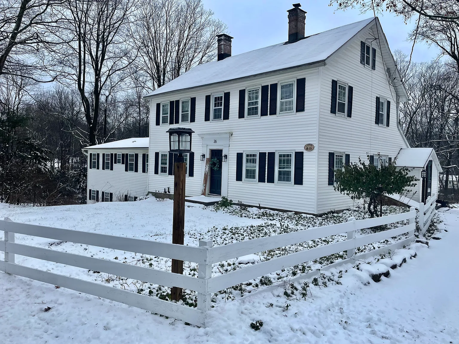 5 bed, 2.5 bath, 4118 sqft, $6,000 — Photo 1