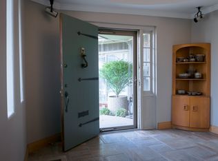 500 S Vine Ave, Park Ridge, IL 60068