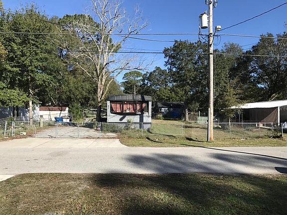 5th image of 8411 Cocoa Ave