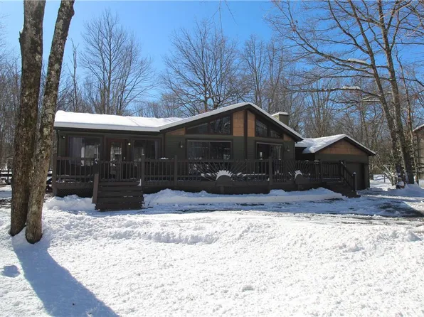 55 Keats Ln, Albrightsville, PA 18210