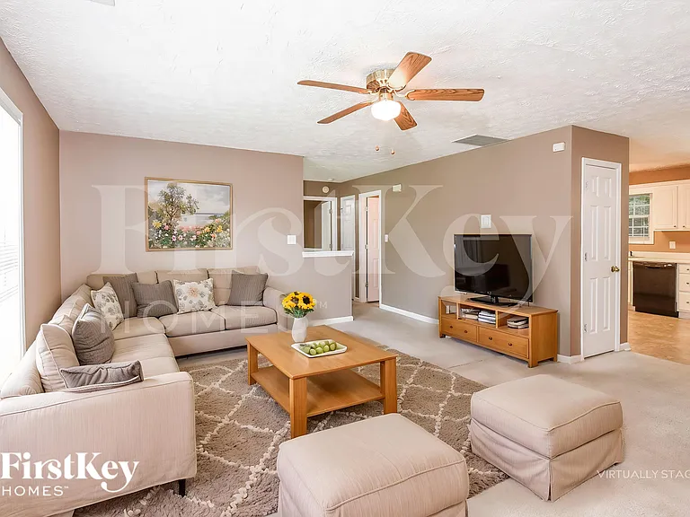 2248 Lake Ranch Ct — Photo 3