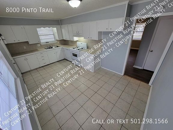 4th image of 8000 Pinto Trl