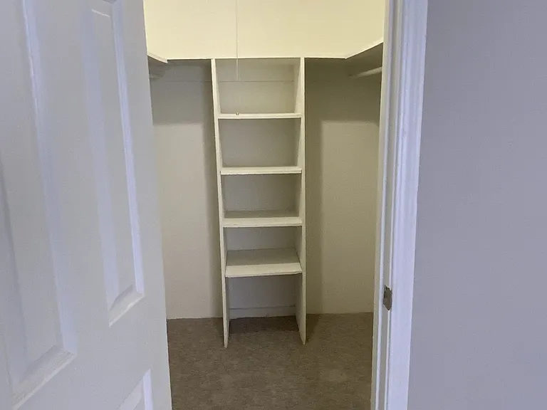 Greenbriar Apartments — Photo 7