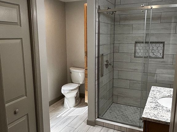2nd image of 1217 King St #B