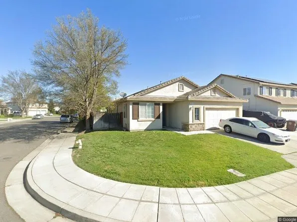 556 Cherry Way, Chowchilla, CA 93610
