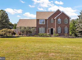 218 Highland View Dr, Lincoln University, PA 19352