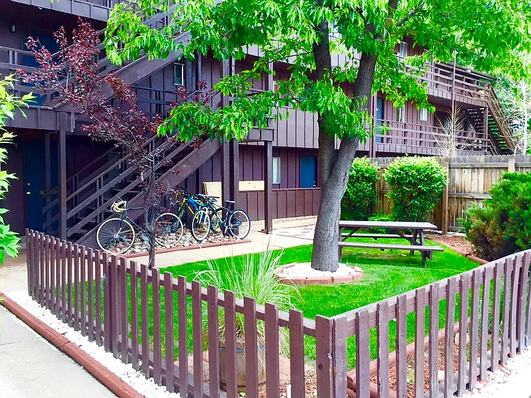 The Cove Apartments — Photo 9